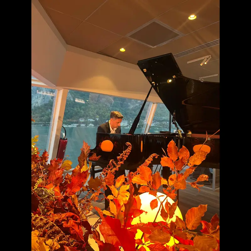 Piano Bar sur Le Libellule - 13/10/25 - Le Libellule - Bateau Restaurant - Annecy (Haute-Savoie)
