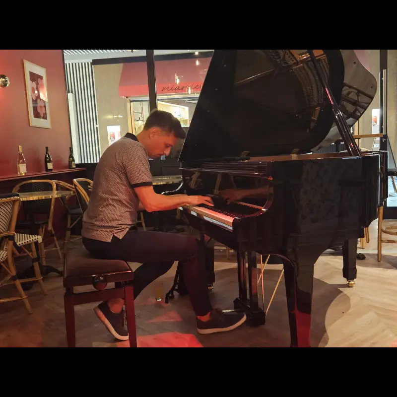 Piano Bar au Salon Français des Nouvelles Galeries - 13/07/23 - Nouvelles Galeries - Annecy (Haute-Savoie)