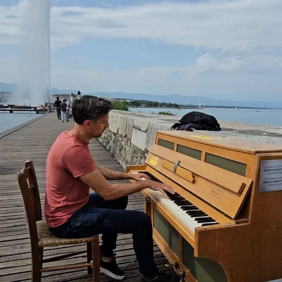 Frédéric Amiot, Pianiste à Genève
